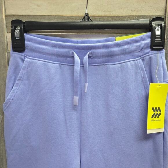 Girls' Cozy Soft Fleece Jogger | All in Motion | X Small (4/5) - Picture 4 of 11